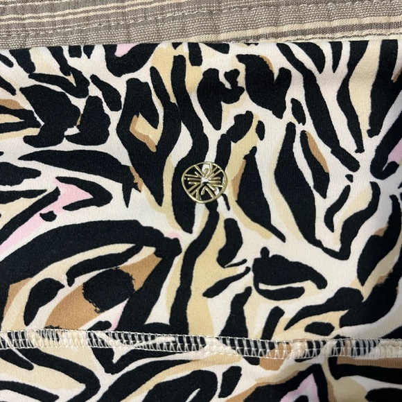 Lilly Pulitzer Luxletic Weekender Leggings, High-rise. Small. - Picture 5 of 5